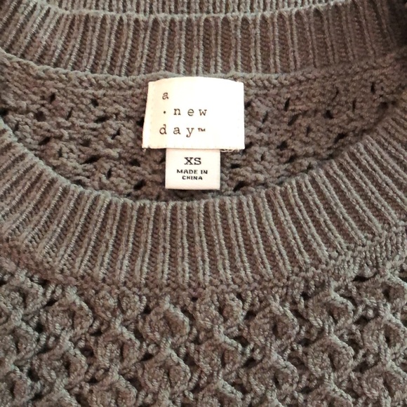 A New Day - Grey Sweater Vest - Picture 7 of 8